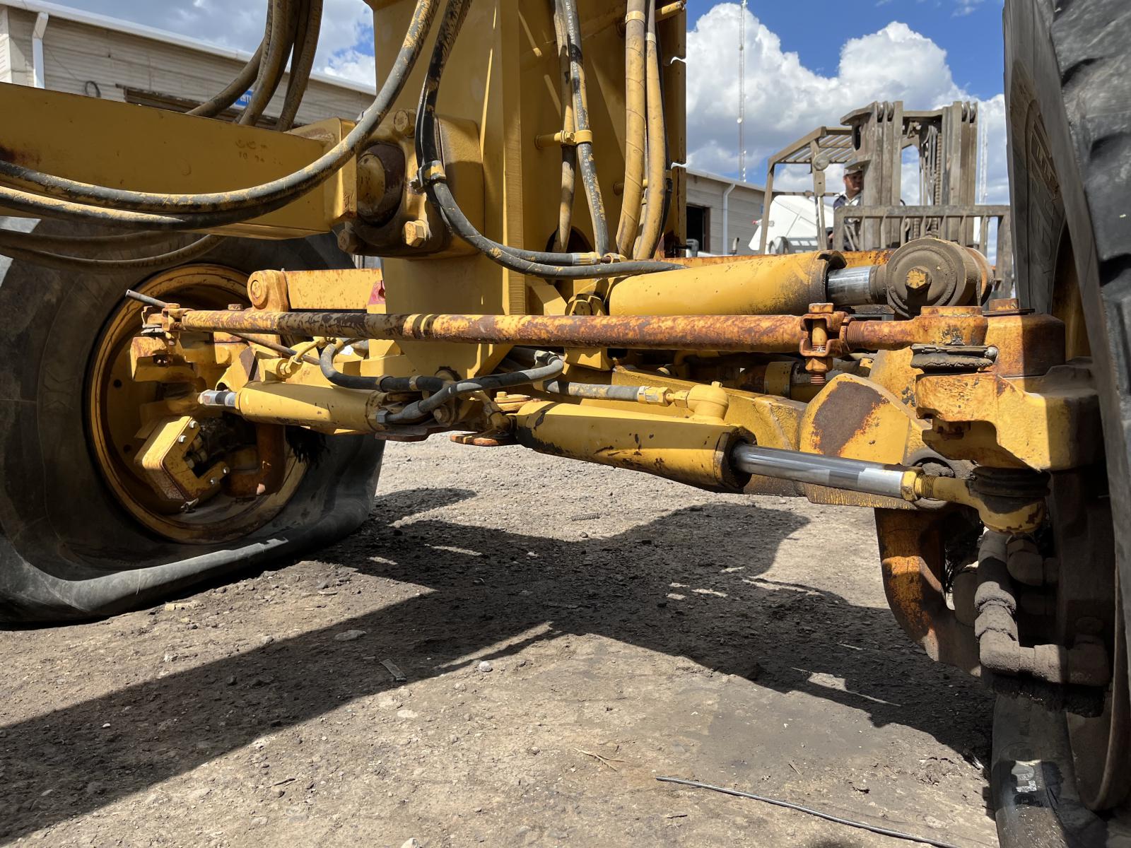 ./imagenes/INVOICE/2019/18281/CATEPRILLAR 143H (5).JPG